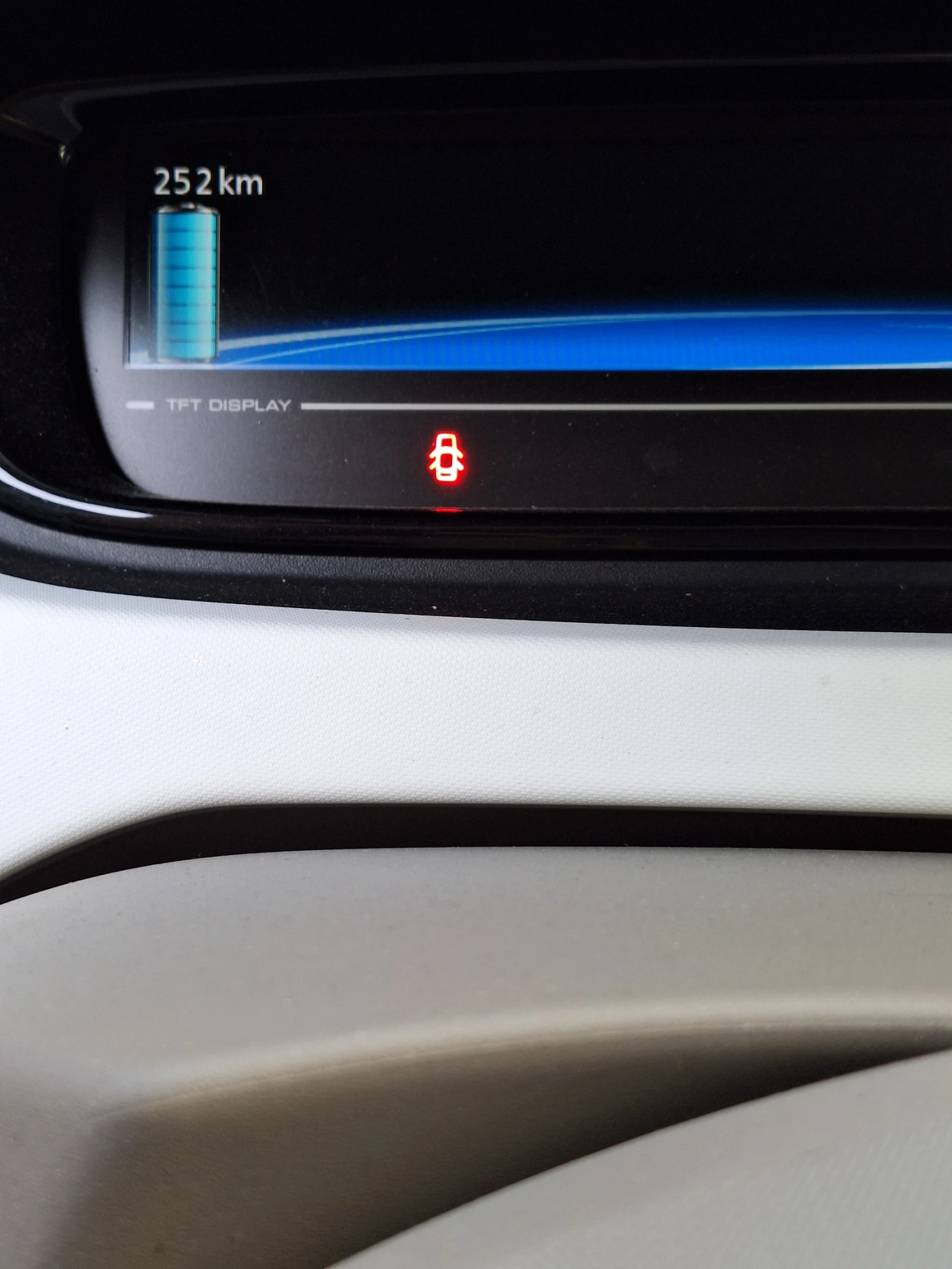 Renault Zoe 41 kw, снимка 15 - Автомобили и джипове - 53988653