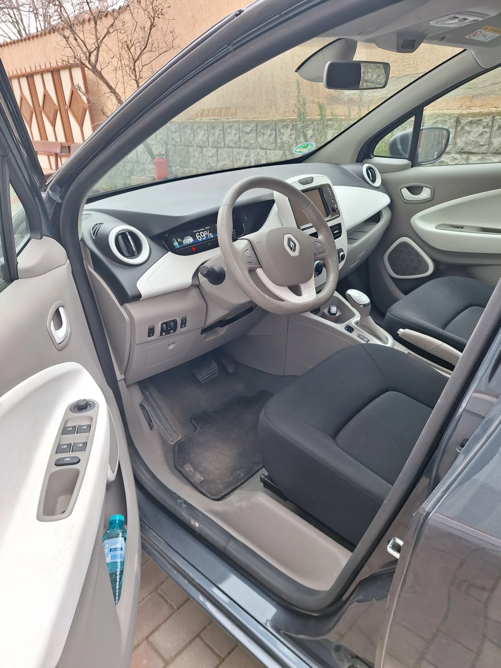 Renault Zoe 41 kw, снимка 8 - Автомобили и джипове - 53988653