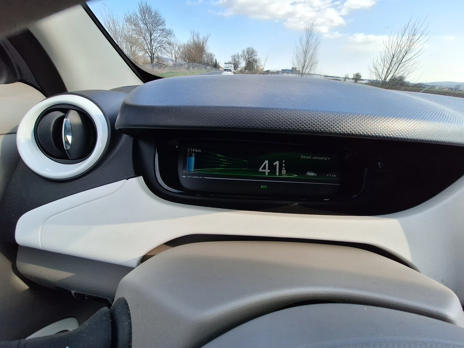 Renault Zoe 41 kw, снимка 14 - Автомобили и джипове - 53988653