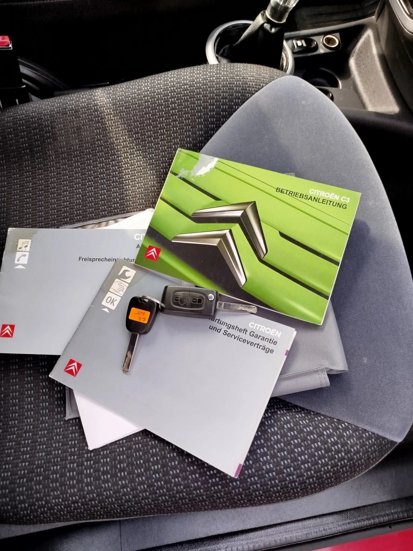 Citroen C3 1.4.i Безин , снимка 9 - Автомобили и джипове - 53988561