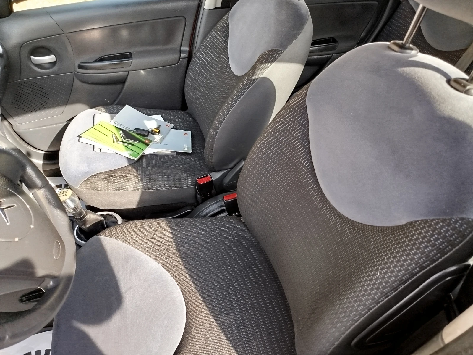 Citroen C3 1.4.i Безин , снимка 10 - Автомобили и джипове - 53988561