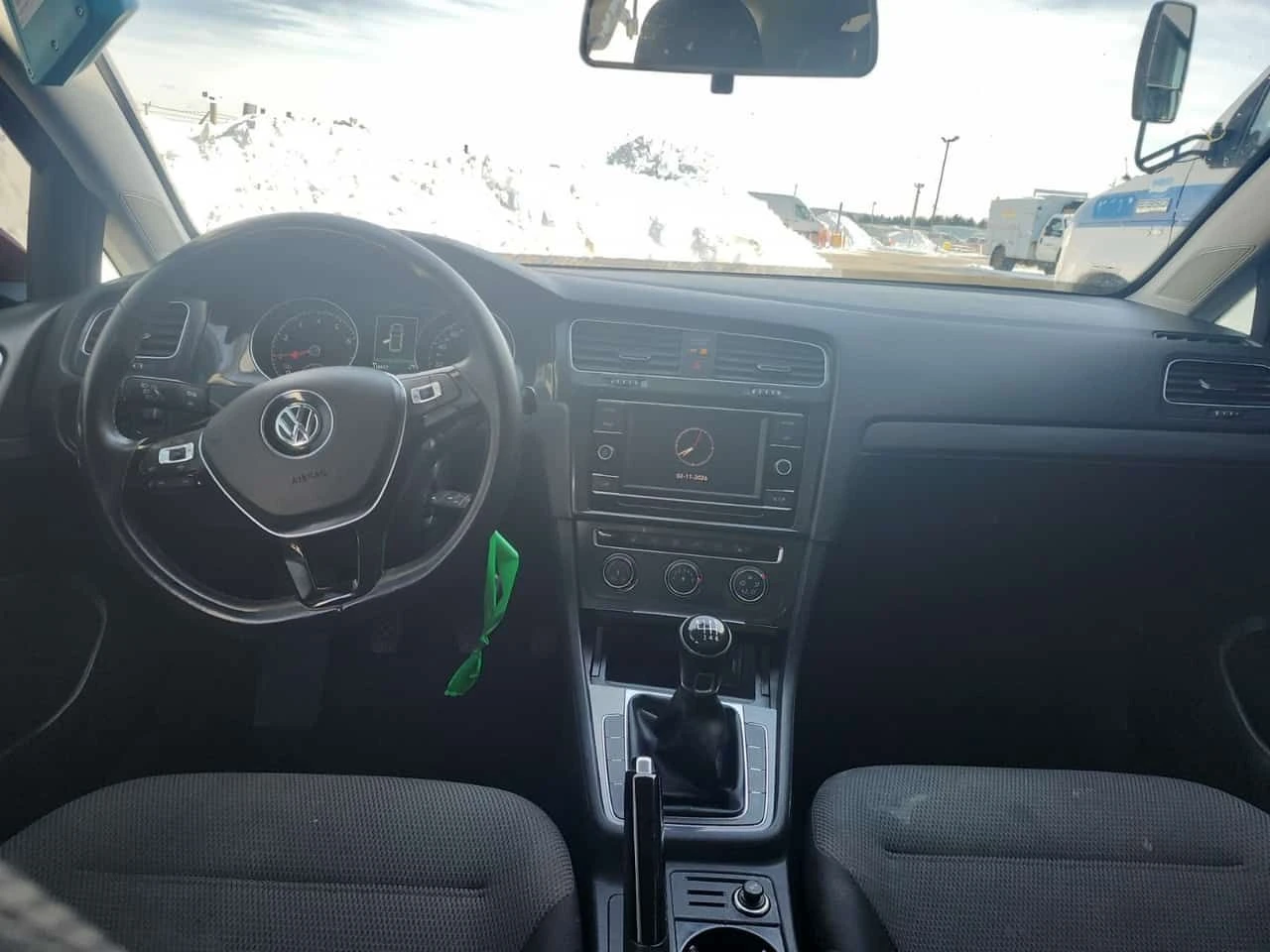 VW Golf * COMFORTLINE * ПОДГРЕВИ * CARFAX, снимка 10 - Автомобили и джипове - 54024291