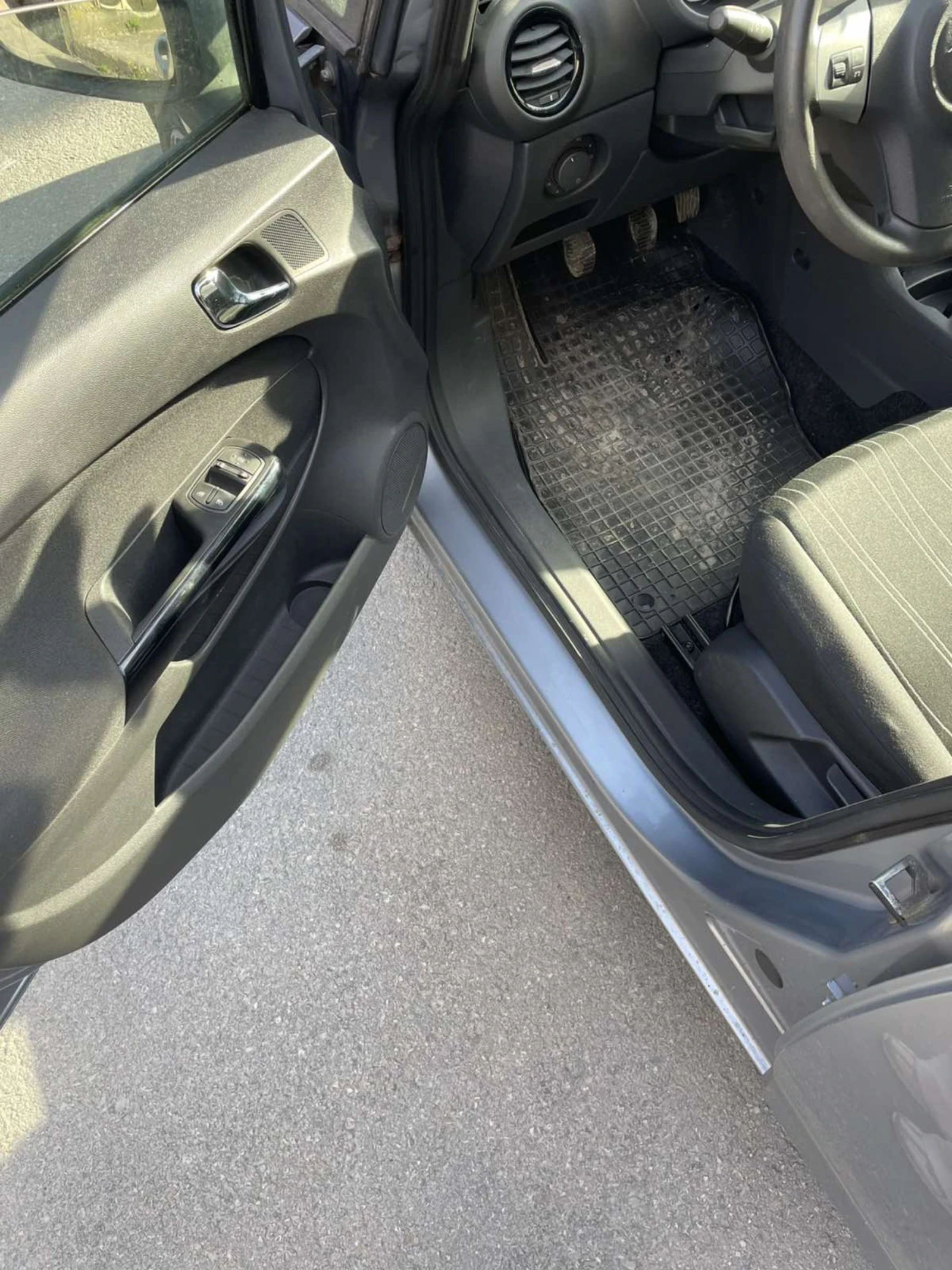 Opel Corsa, снимка 7 - Автомобили и джипове - 54150509