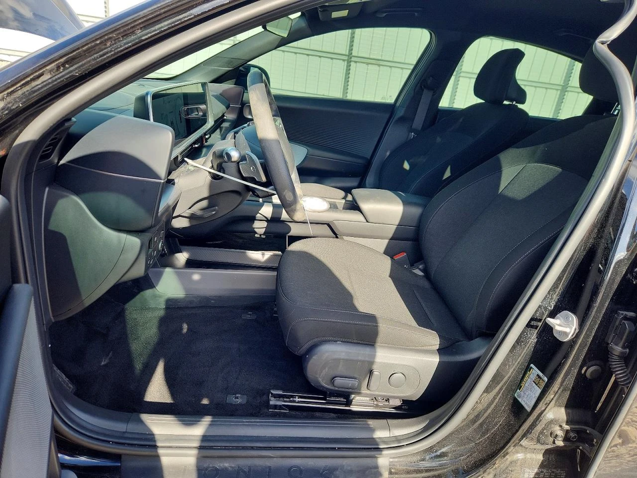 Hyundai Ioniq 6 Se Standard Range, снимка 7 - Автомобили и джипове - 54398928
