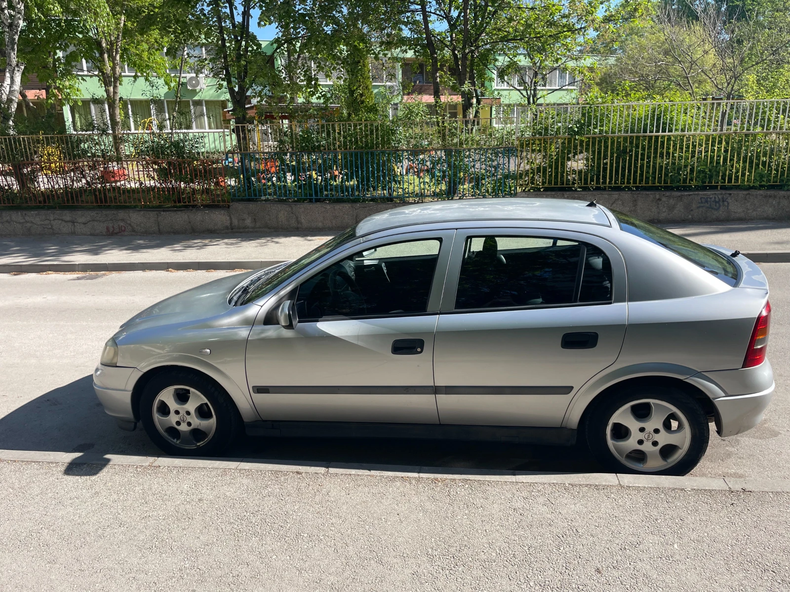 Opel Astra ISUZU + два чифта джанти и гуми, снимка 6 - Автомобили и джипове - 54607910