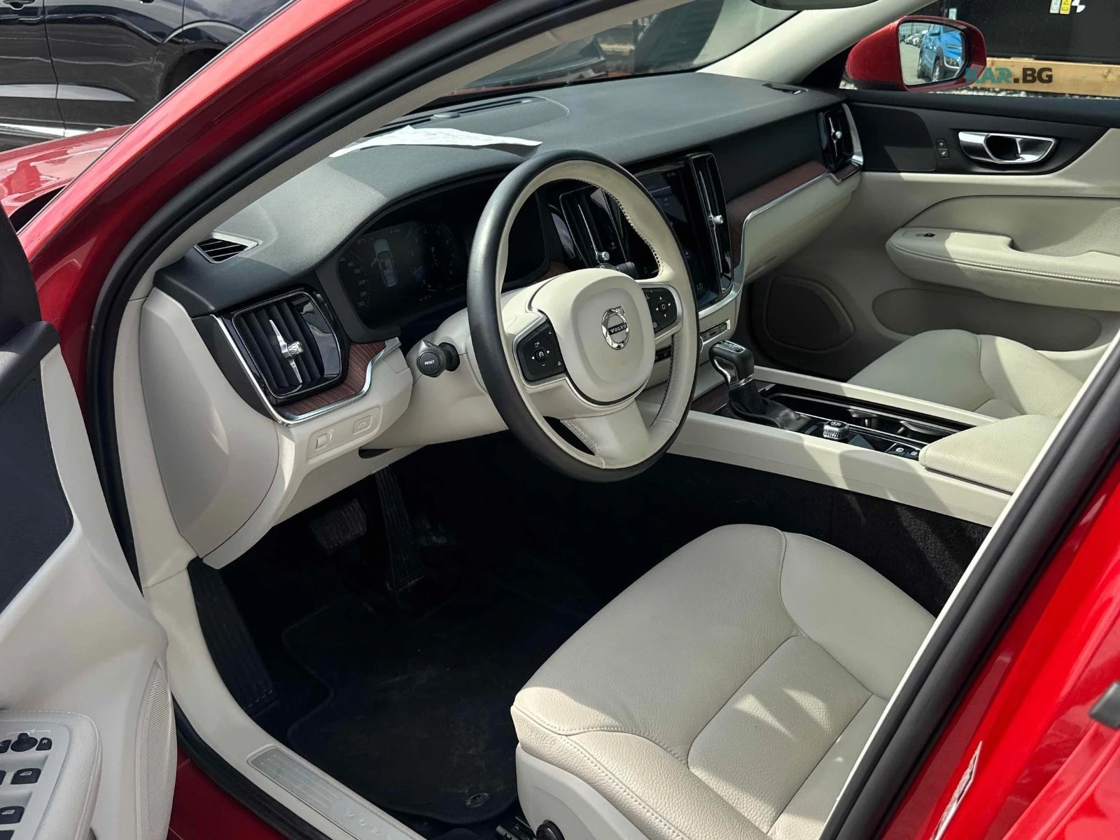 Volvo V60 Momentum Автокредит Цена до България, снимка 6 - Автомобили и джипове - 55062944