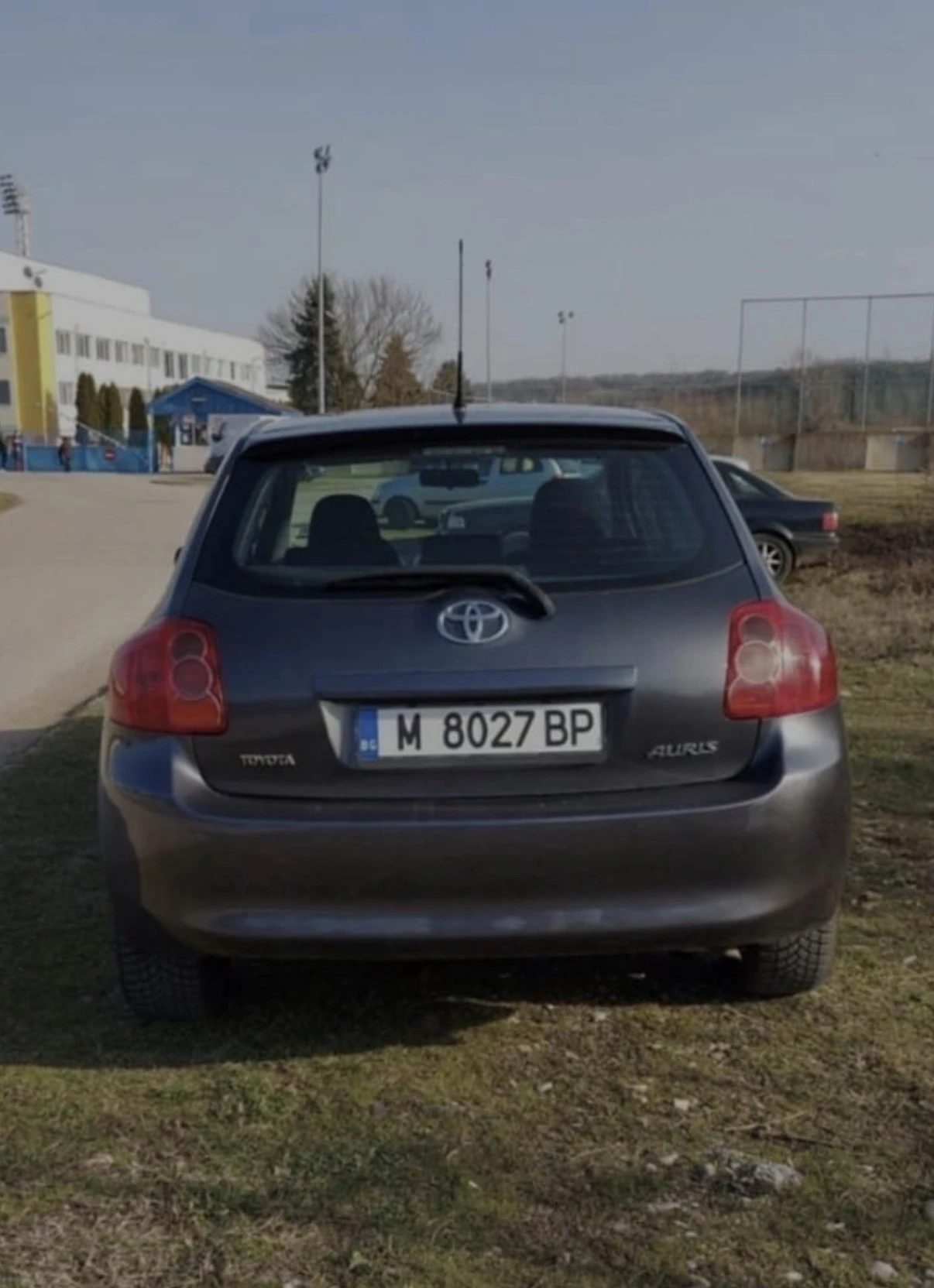 Toyota Auris 1.6, снимка 2 - Автомобили и джипове - 55121569