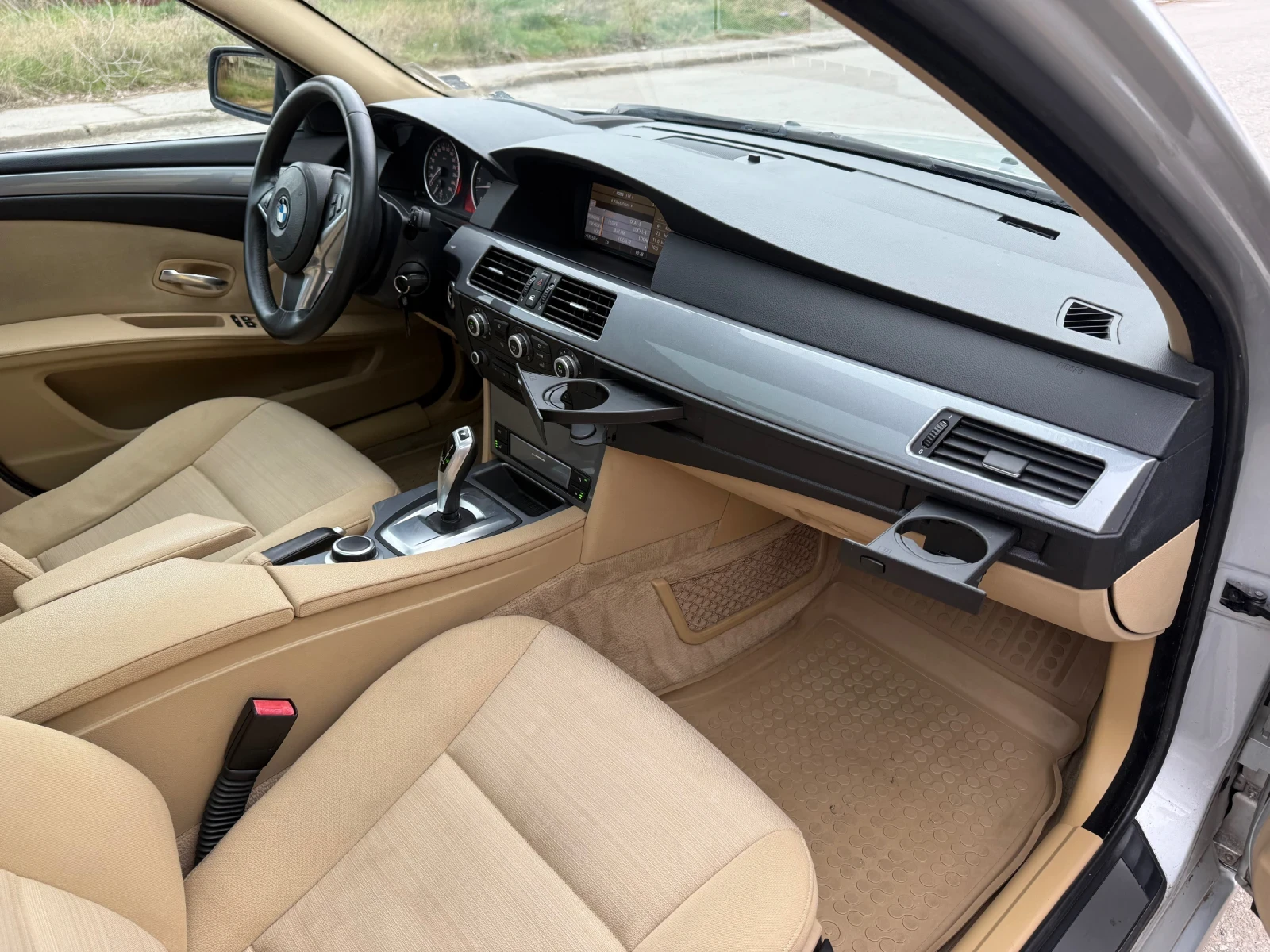 BMW 530 XD FACELIFT DISTRONIK NIGHTVISION HEADUP PANORAMA, снимка 9 - Автомобили и джипове - 55645174