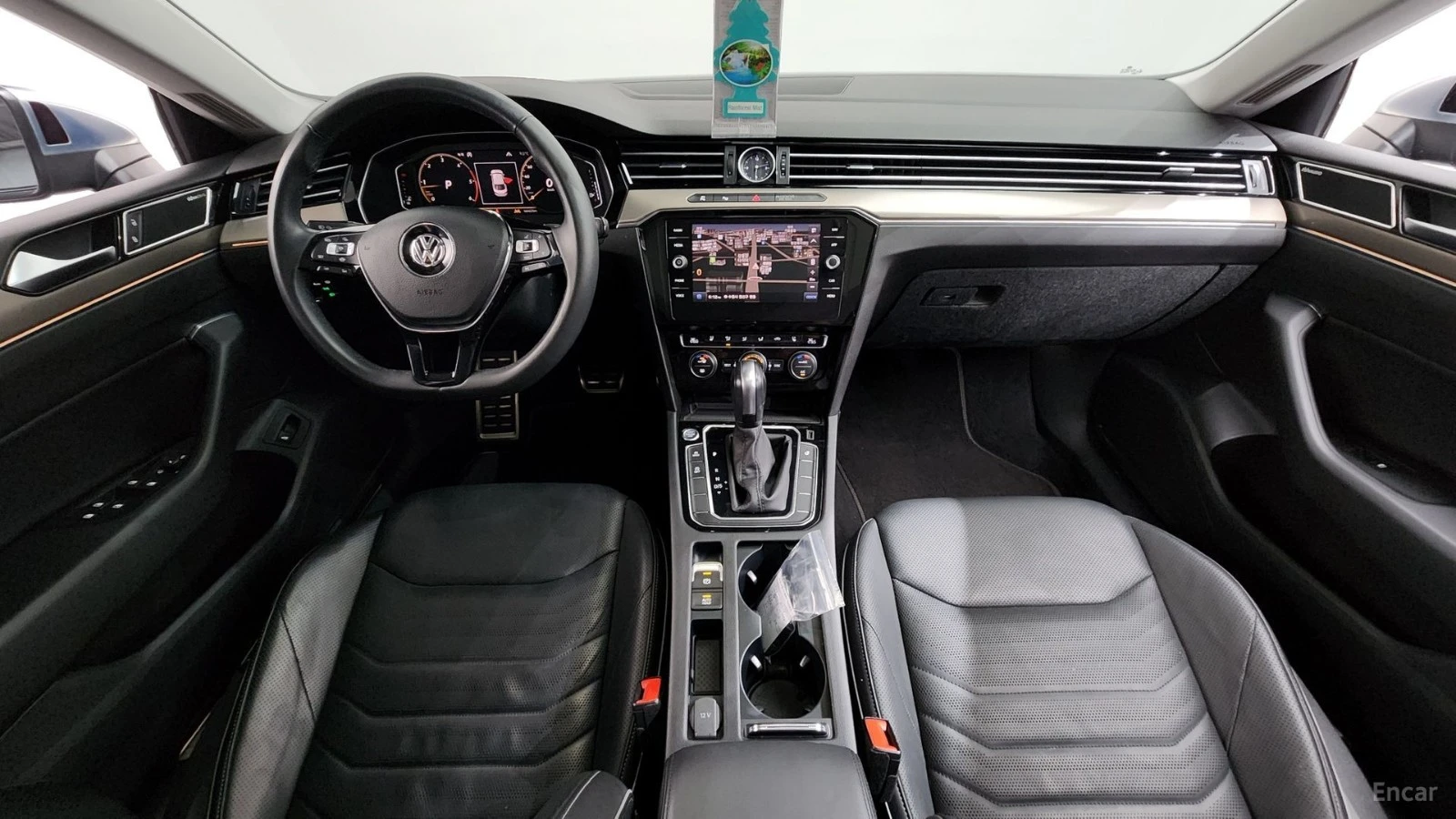 VW Arteon 2.0 TDI PRESTIGE 4MOTION* HUD* 360* МАСАЖИ, снимка 5 - Автомобили и джипове - 55678463