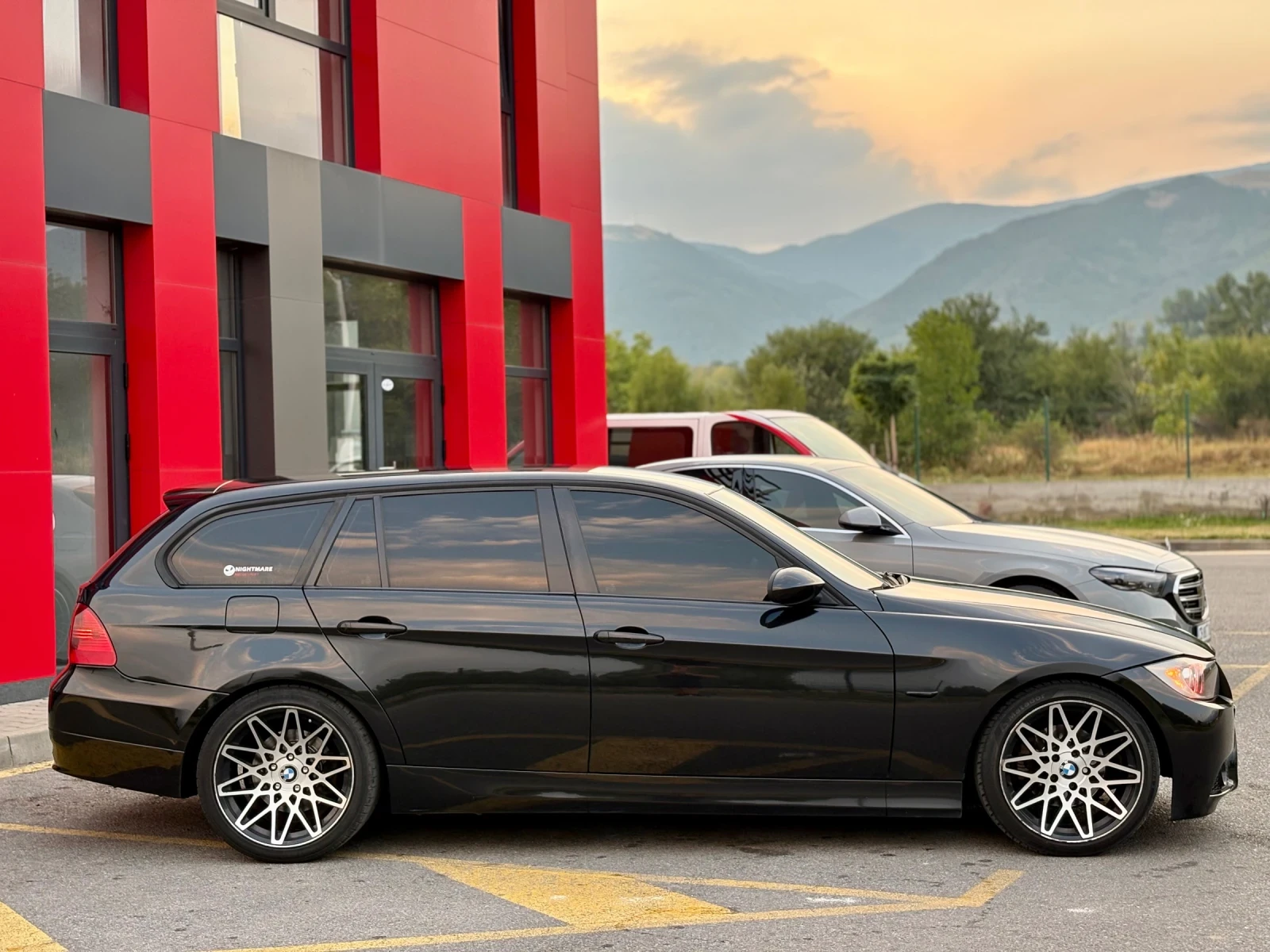 BMW 320, снимка 5 - Автомобили и джипове - 55777557