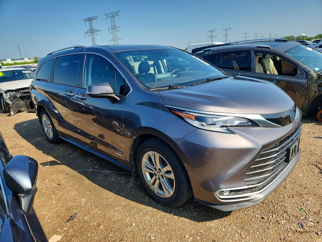 Toyota Sienna 2.5l Platinum 7-Passenger, снимка 4 - Автомобили и джипове - 56041716