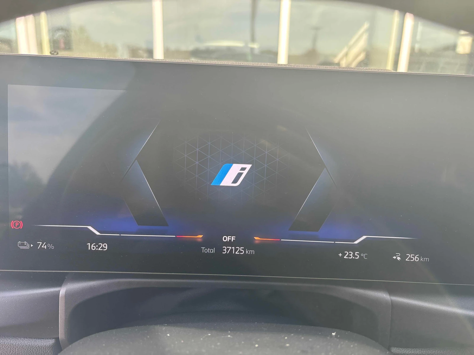BMW i4 eDrive35 | CARFAX | ��� ��������� | Mobile.bg � ����������� 8