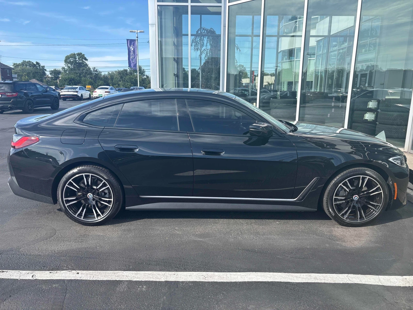 BMW i4 eDrive35 | CARFAX | ��� ��������� | Mobile.bg � ����������� 4