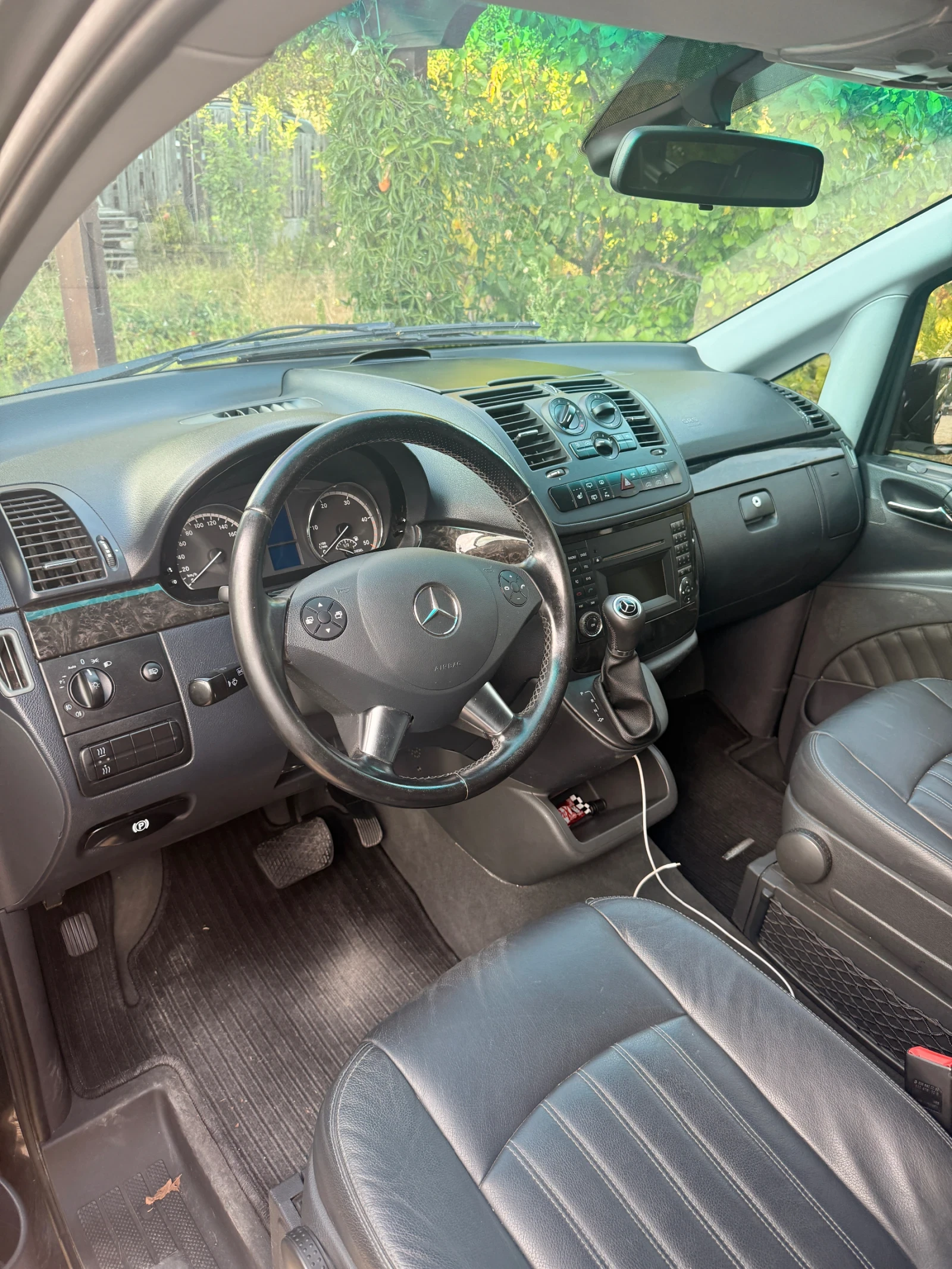 Mercedes-Benz Viano 3.0cdi Ambiente, снимка 4 - Автомобили и джипове - 56155436