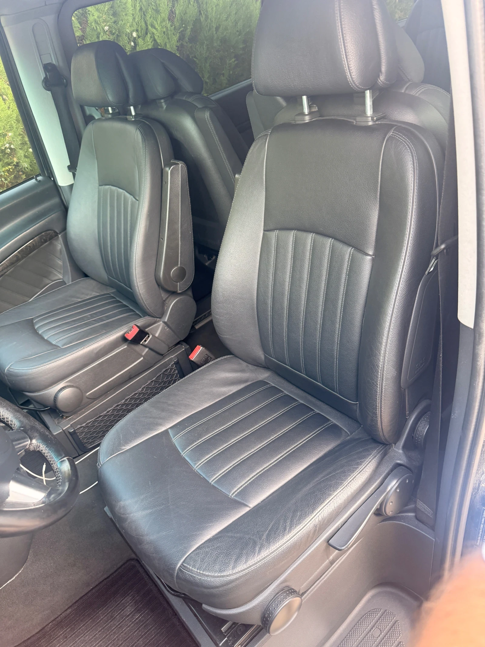 Mercedes-Benz Viano 3.0cdi Ambiente, снимка 8 - Автомобили и джипове - 56155436