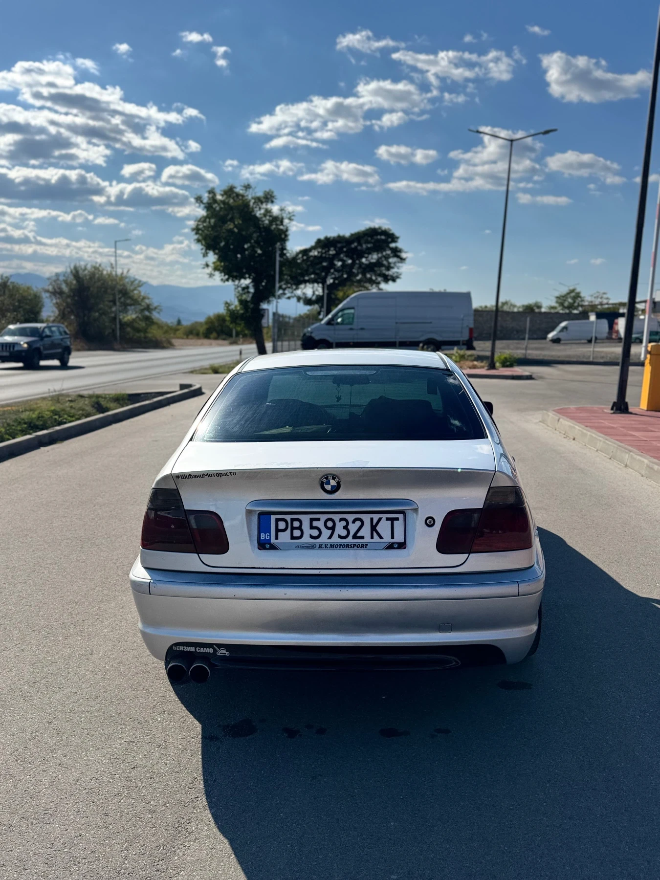 BMW 330, снимка 5 - Автомобили и джипове - 56295320
