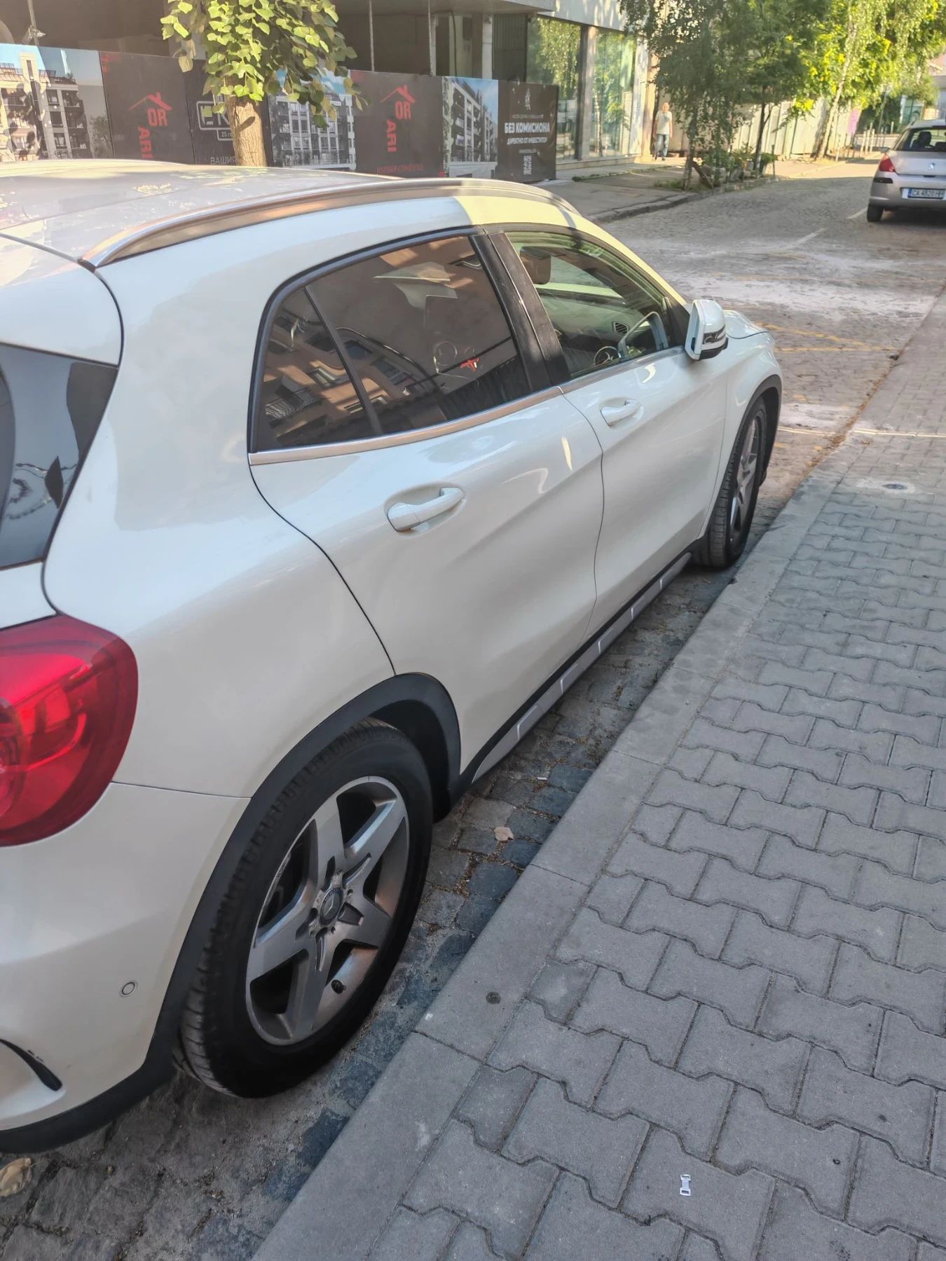 Mercedes-Benz GLA 220 4matic, снимка 4 - Автомобили и джипове - 56643445