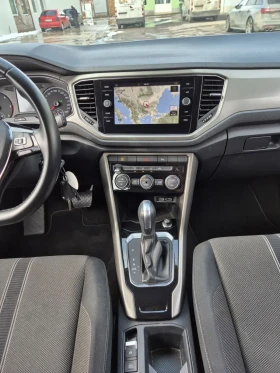 VW T-Roc 2.0TDI DSG7 Matrix Distr Assist - 14200 € / 27772.79 лв. - 47042050 14