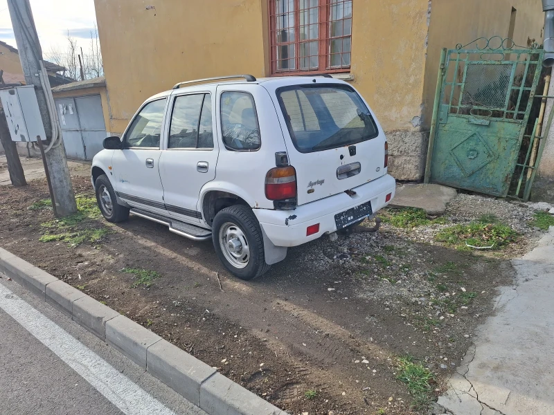 Kia Sportage 2.0 , снимка 4 - Автомобили и джипове - 49201515