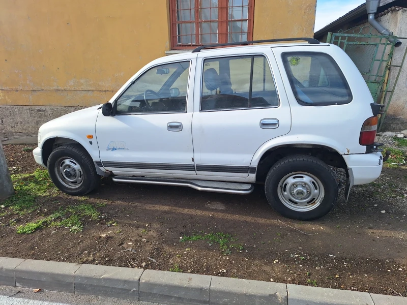 Kia Sportage 2.0 , снимка 5 - Автомобили и джипове - 49201515