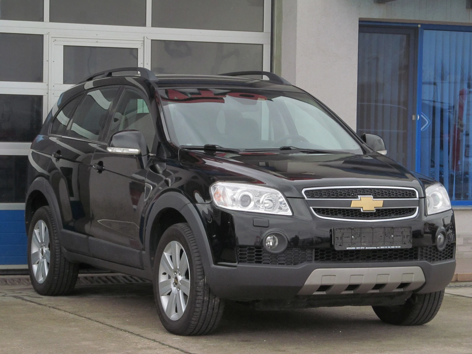 Chevrolet Captiva 3.2БЕНЗИН/4x4/AUTOMATIC/6+ 1 - изображение 2