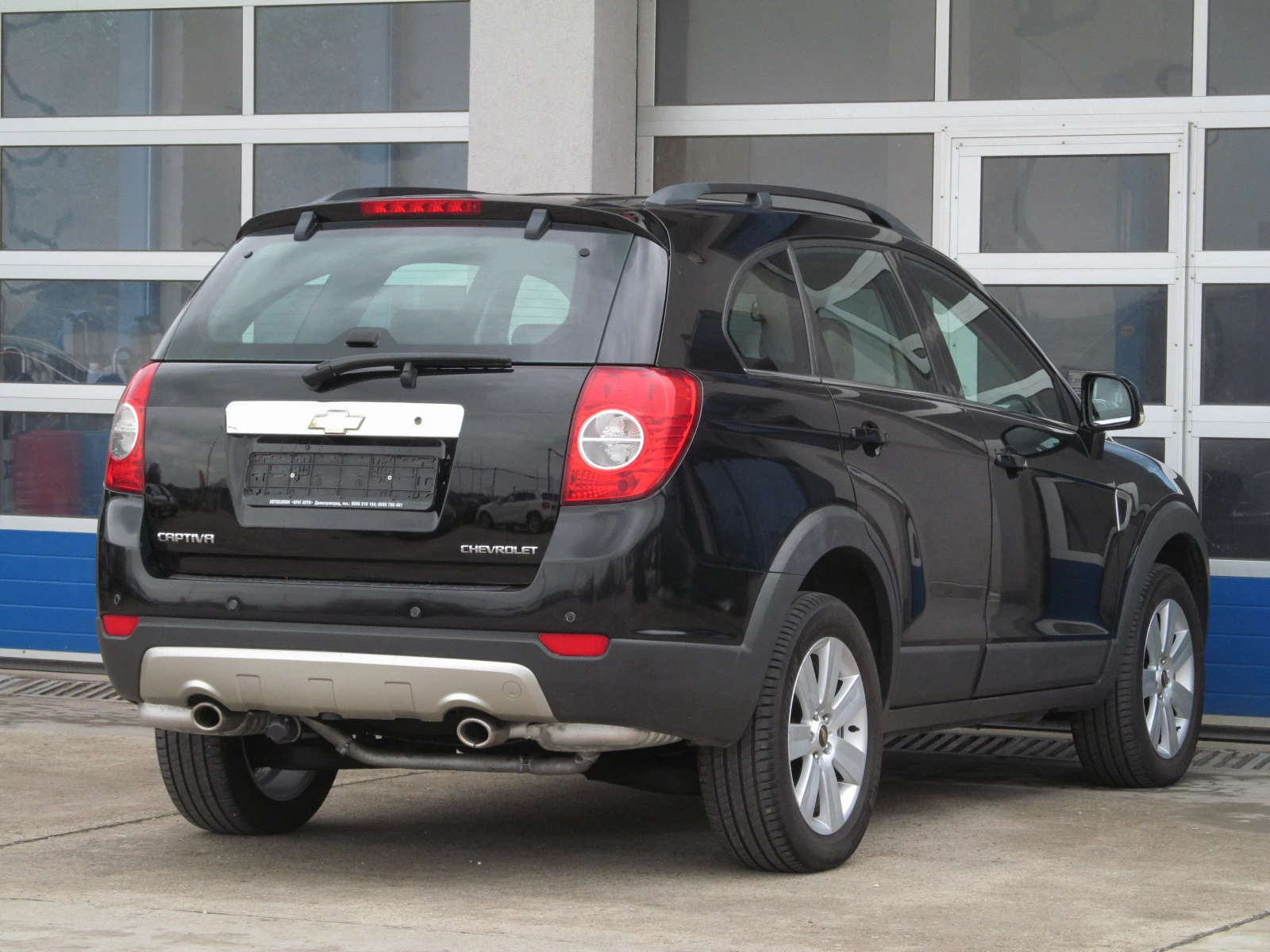 Chevrolet Captiva 3.2БЕНЗИН/4x4/AUTOMATIC/6+ 1 - изображение 4