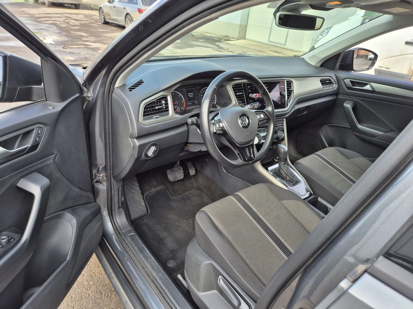 VW T-Roc 2.0TDI DSG7 Matrix Distr Assist | Mobile.bg � ����������� 12