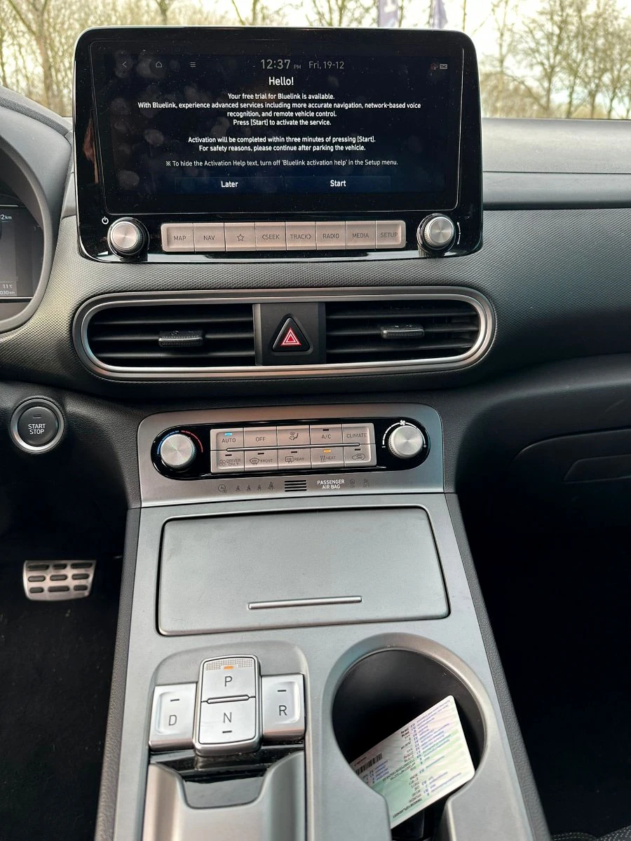 Hyundai Kona ТОП LUX, 64kw / SOH 100% / Термопомпа, снимка 8 - Автомобили и джипове - 53758019