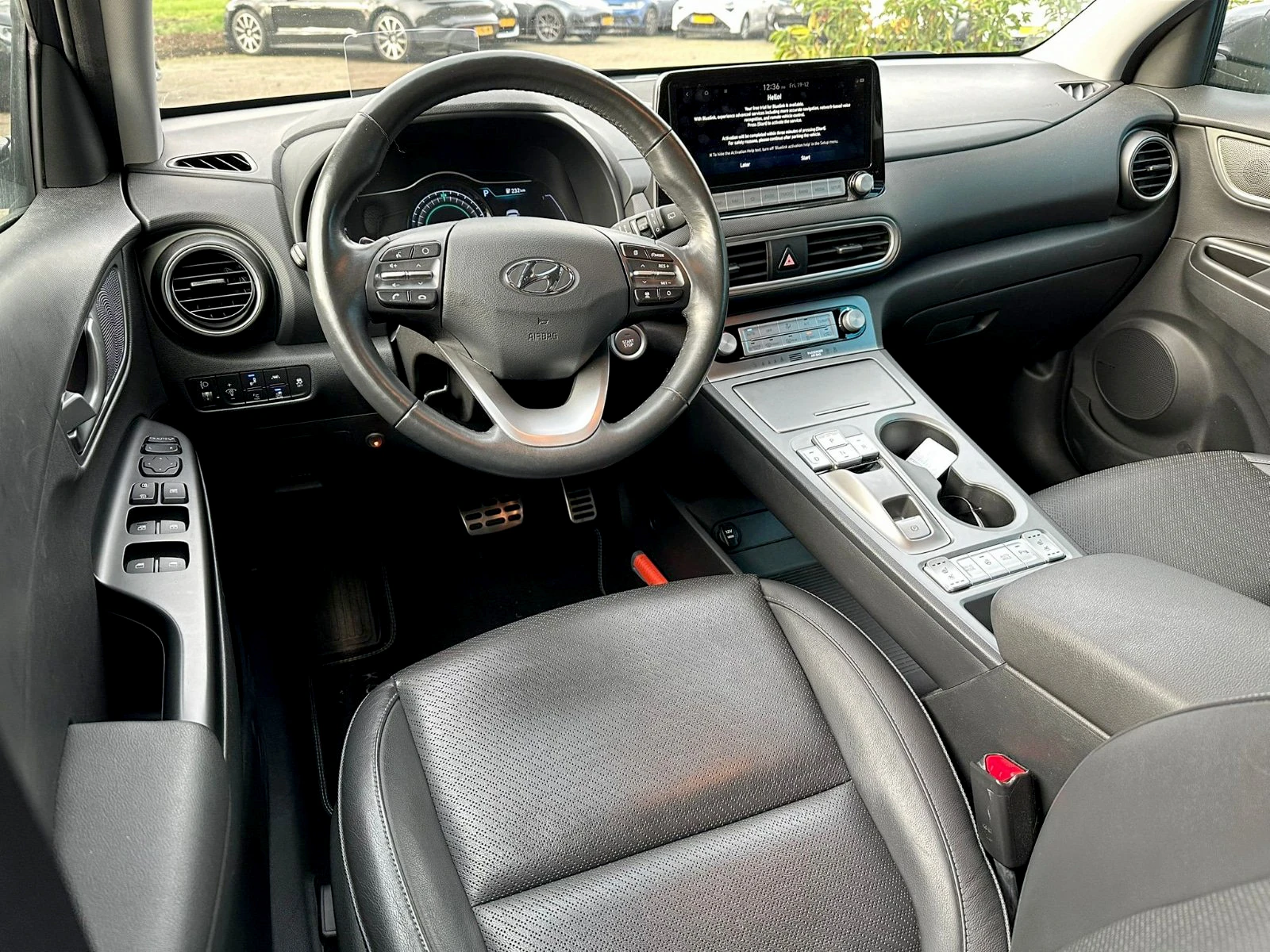 Hyundai Kona ТОП LUX, 64kw / SOH 100% / Термопомпа, снимка 6 - Автомобили и джипове - 53758019