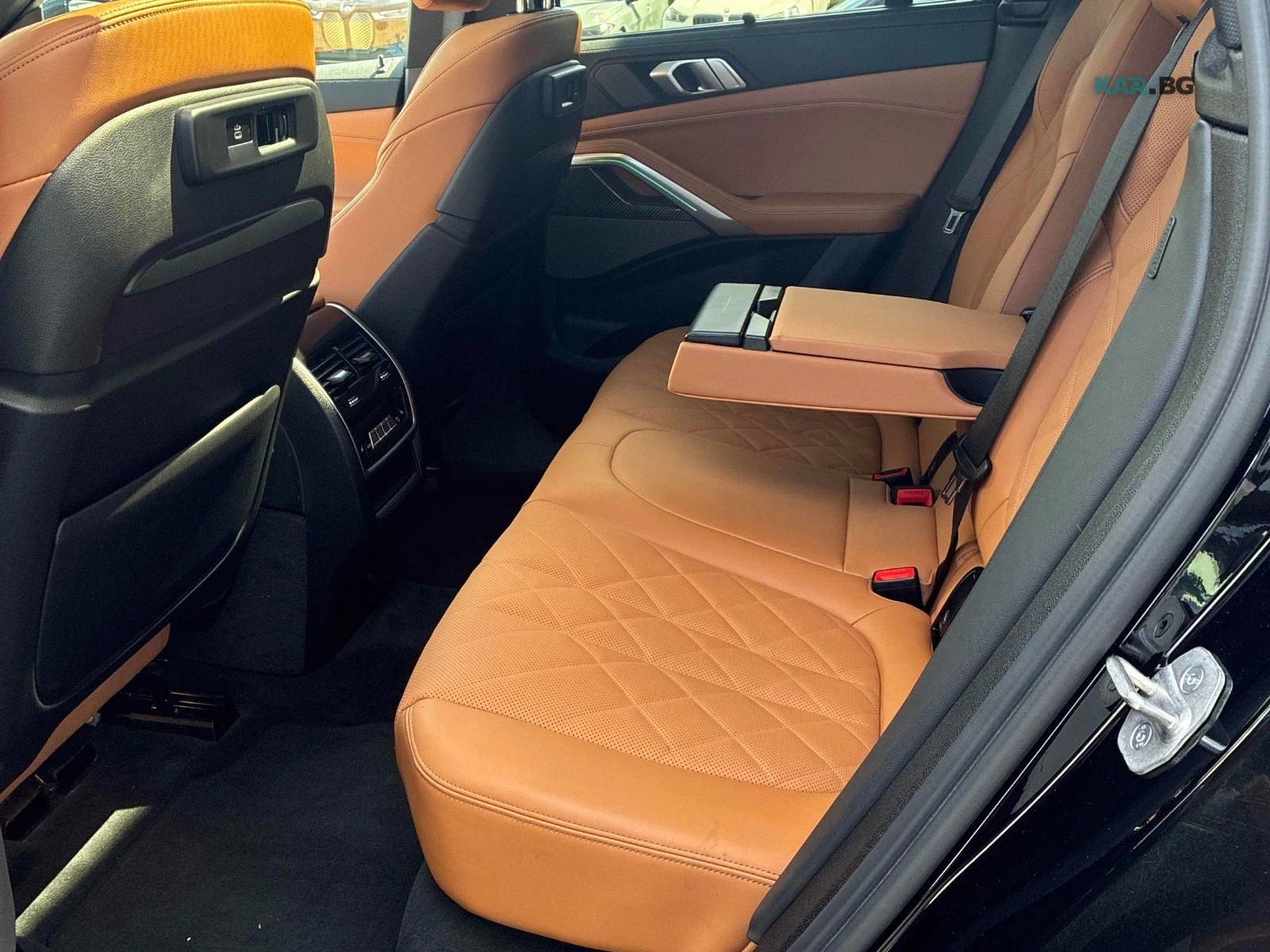 BMW X6 40I ЦЕНА ДО БЪЛГАРИЯ + РЕГИСТРАЦИЯ & АВТОКРЕДИТ, снимка 9 - Автомобили и джипове - 54981835