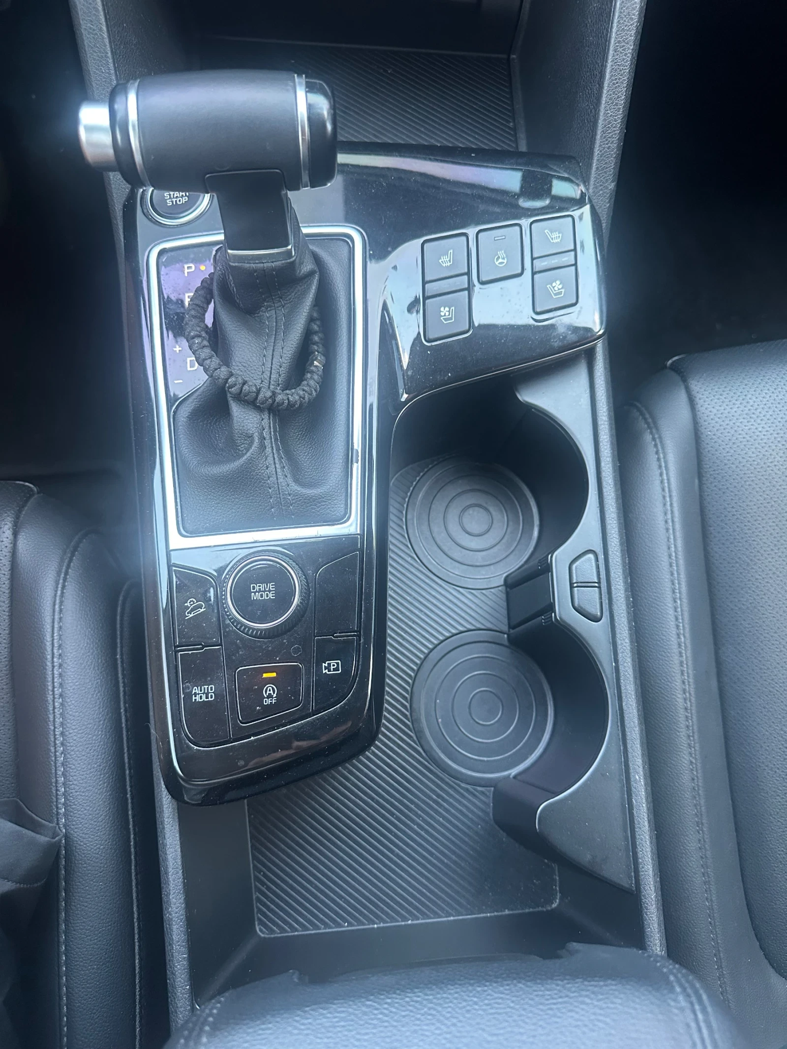 Kia Sportage 2.0 CRDI LONG, снимка 10 - Автомобили и джипове - 55586195