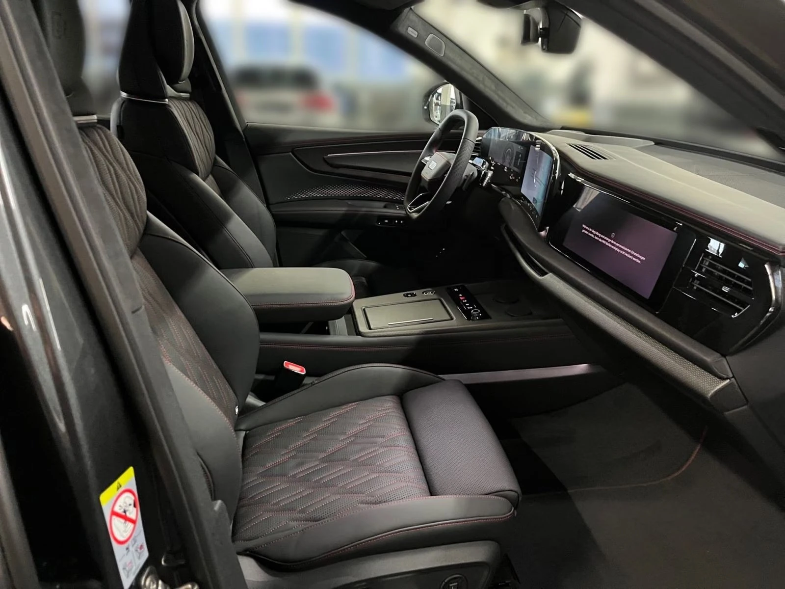 Audi Q7 S-LINE/ TECH PRO/ HUD/ MATRIX/ PANO/ 360/ 7 МЕСТЕН, снимка 11 - Автомобили и джипове - 56116314