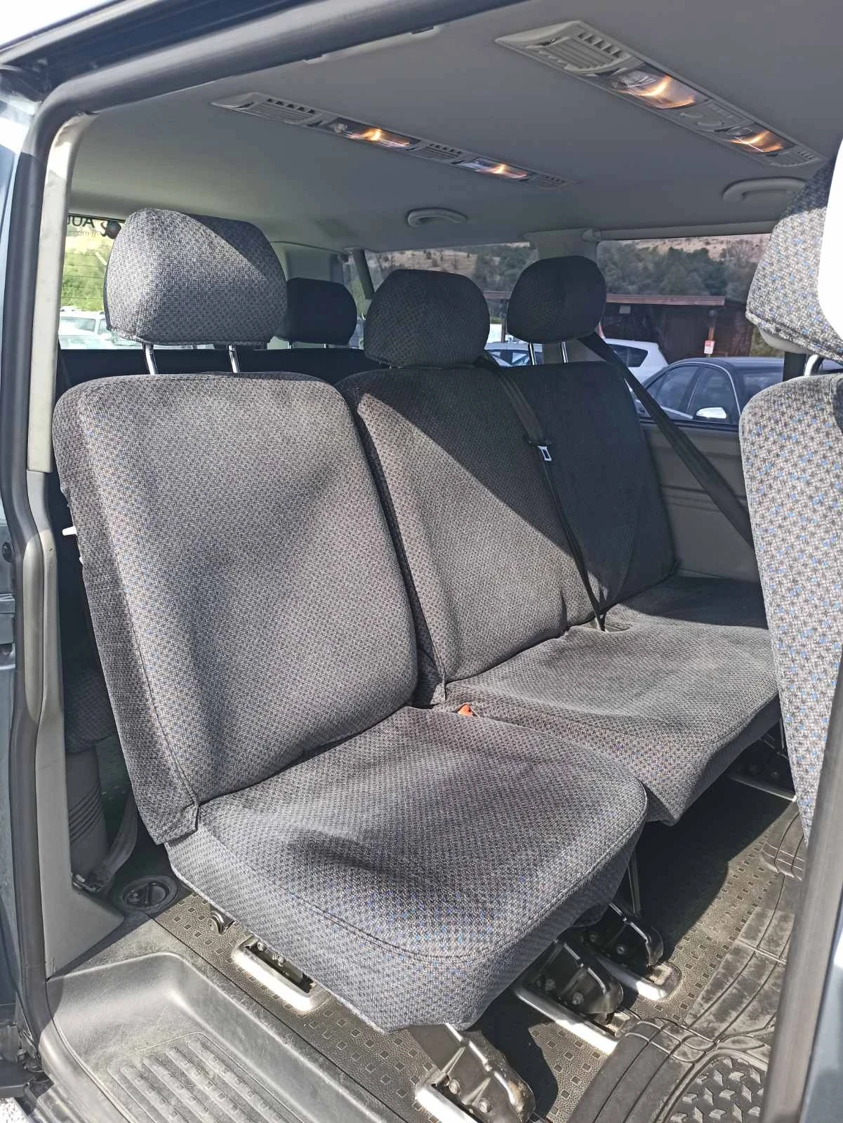 VW Transporter 2 5 tdi  8 -mesta - изображение 8