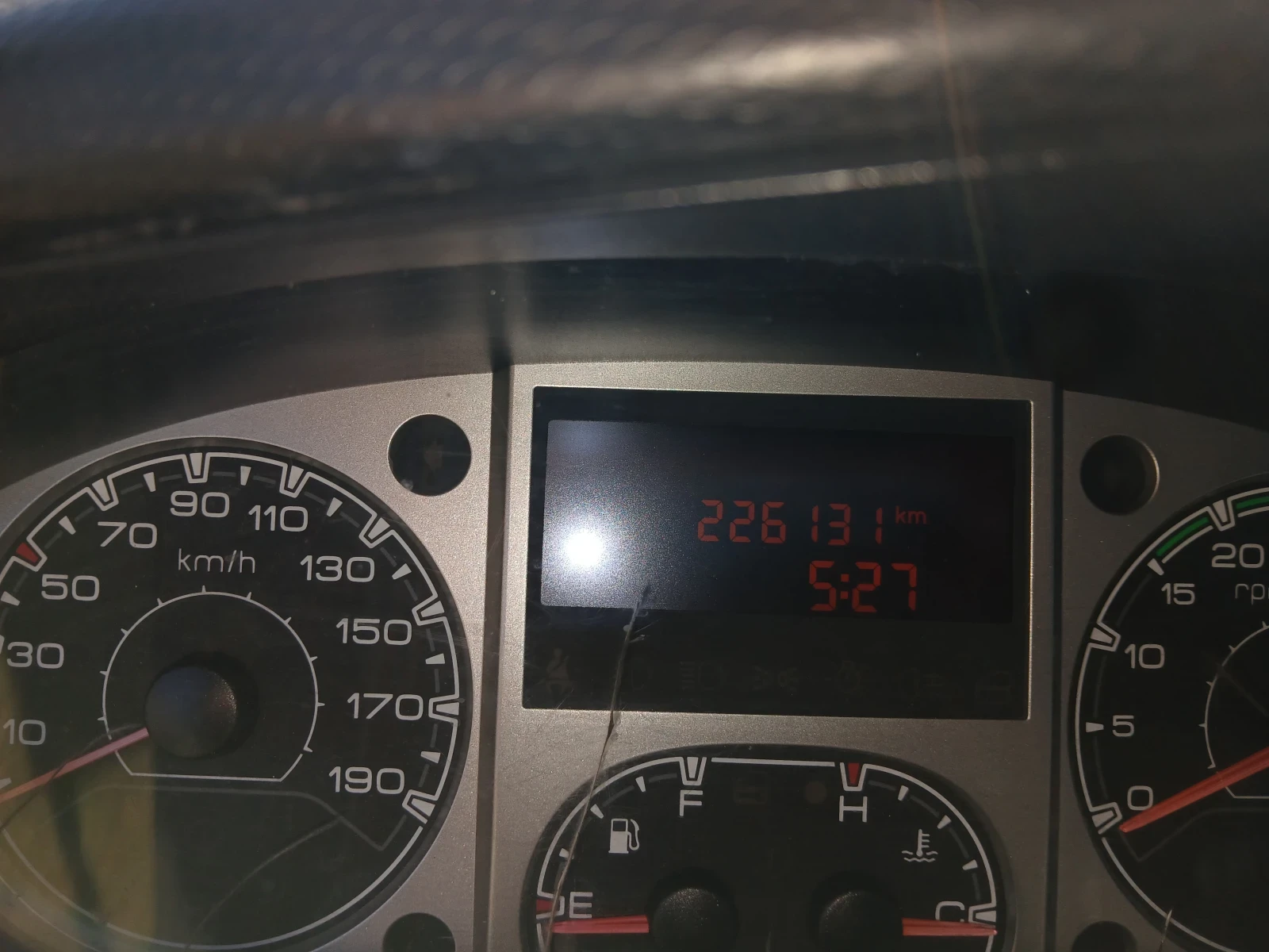 Iveco 35c15 Самосвал, снимка 11 - Бусове и автобуси - 54359201