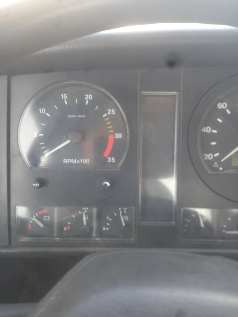 Nissan Atleon пътна помощ, снимка 10 - Камиони - 52511701