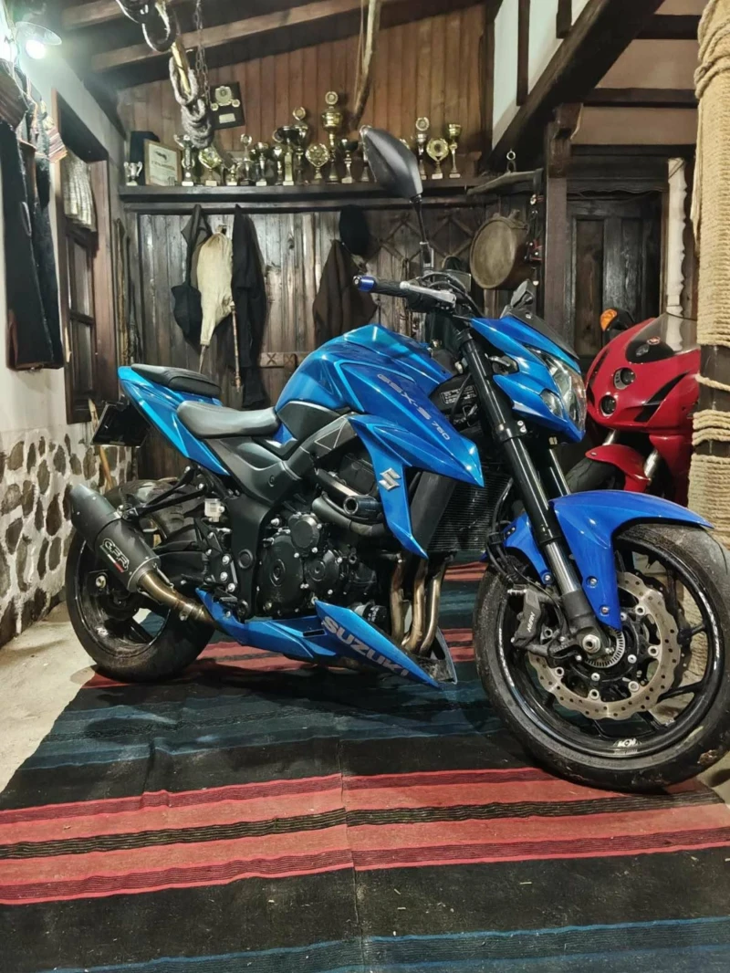 Suzuki Gsx GSX -S750, снимка 4 - Мотоциклети и мототехника - 53215831