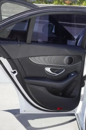 Mercedes-Benz C 300 КАМЕРА* DISTRONIC* Ребилд на мотор с гаранция! - 40999 лв. - 87319574 12