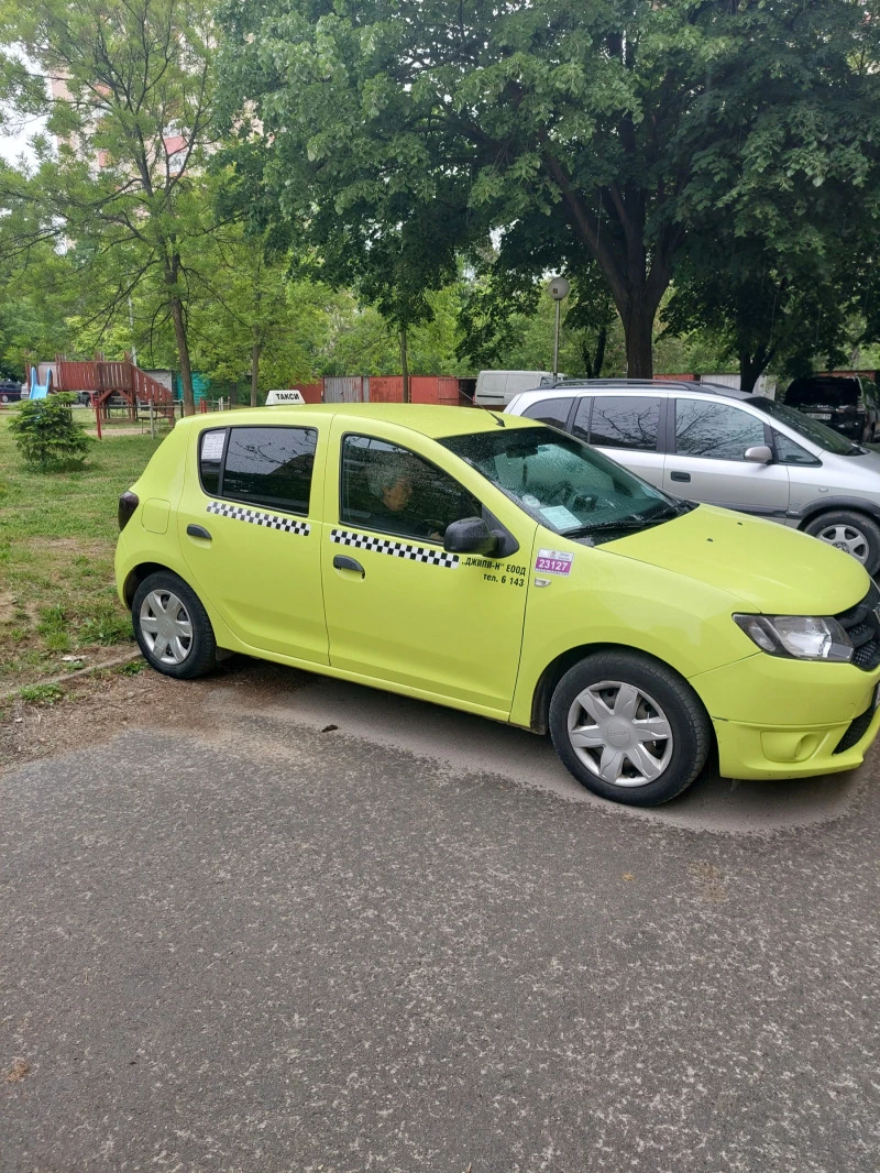 Dacia Sandero 1.2i GPL EURO 6, снимка 4 - Автомобили и джипове - 41914351