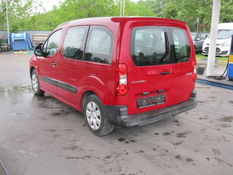 Citroen Berlingo, снимка 2 - Автомобили и джипове - 45314498