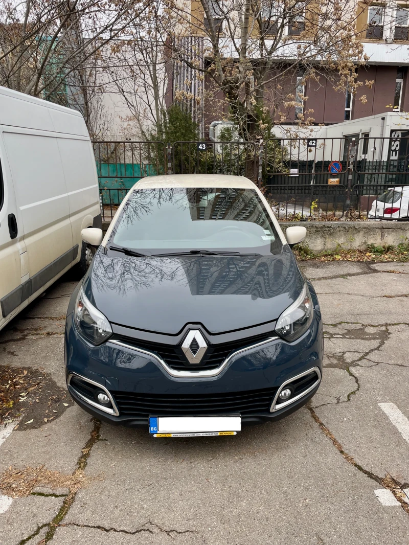 Renault Captur, снимка 1 - Автомобили и джипове - 47999410