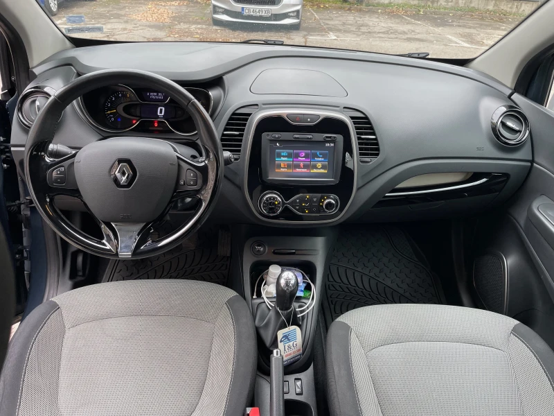 Renault Captur, снимка 5 - Автомобили и джипове - 47999410