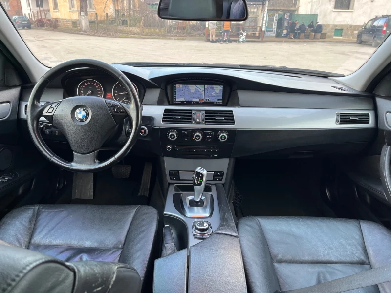 BMW 525 3.0D 197кс Фейс, снимка 11 - Автомобили и джипове - 49338233