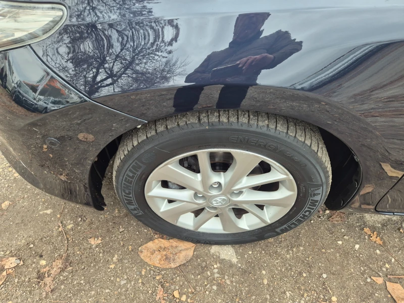 Toyota Auris 1.4D-4D FULL NAVI KEYLESS CAMERA КОЖА, снимка 15 - Автомобили и джипове - 52308329