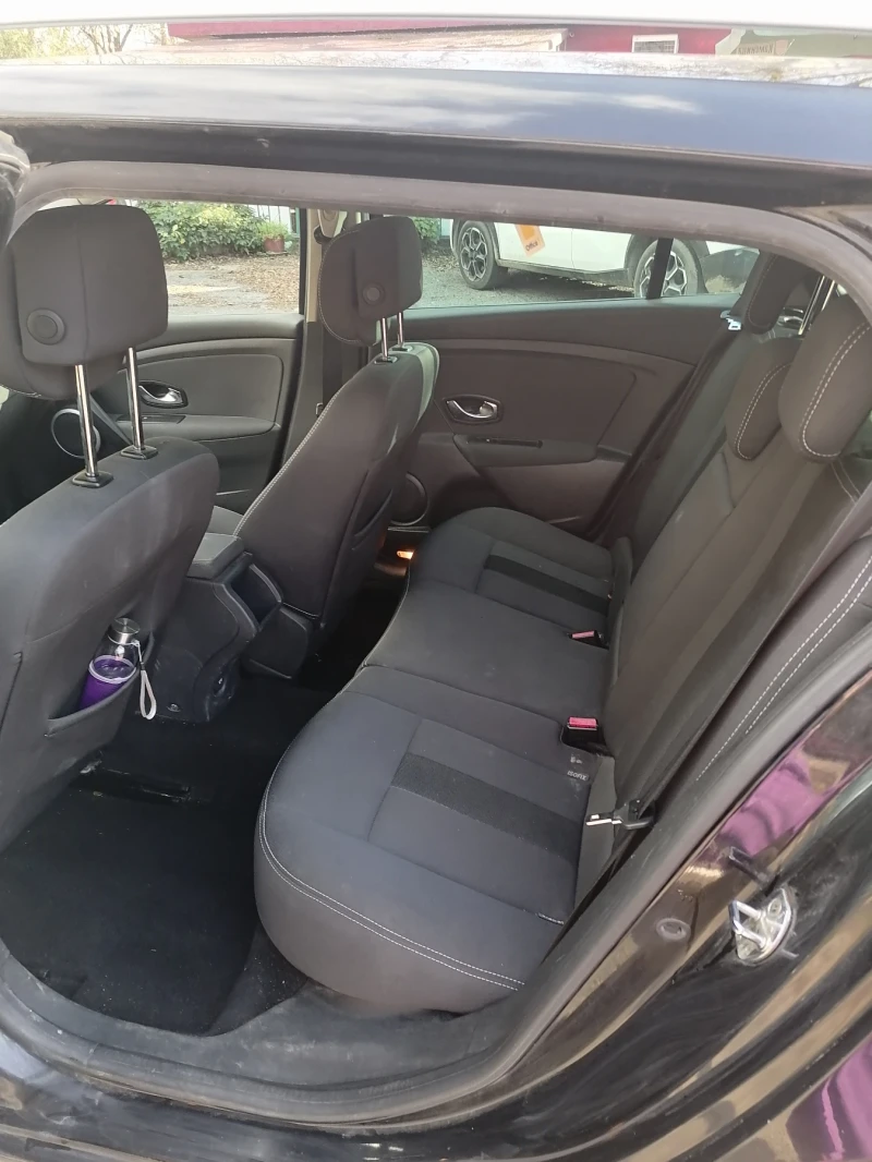 Renault Megane, снимка 8 - Автомобили и джипове - 52509607