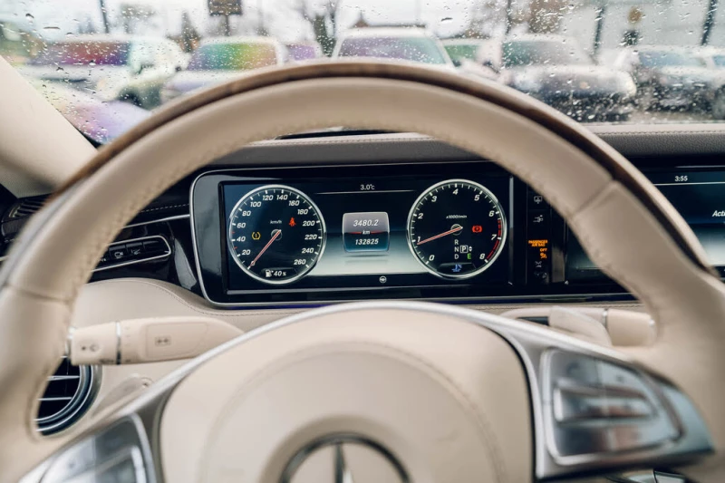 Mercedes-Benz S 550 Coupe 4Matic * CARFAX* * АвтоКредит* (ЦЕНА ДО БГ), снимка 14 - Автомобили и джипове - 52690812