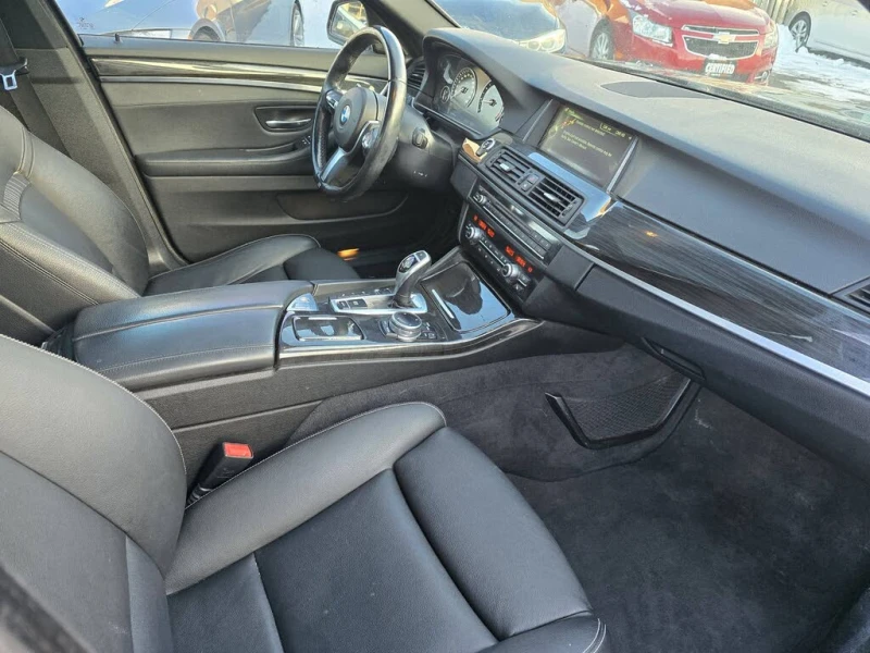 BMW 535 2014 BMW 5 Series 535i xDrive Sedan AWD, снимка 14 - Автомобили и джипове - 52857730