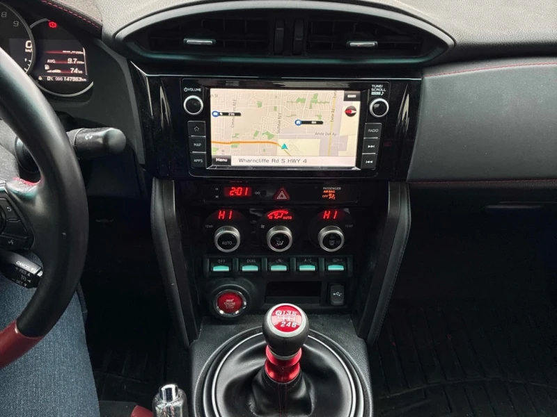 Subaru BRZ * tS * CARFAX * БЕЗ ПЪРВОНАЧАЛНА ВНОСКА, снимка 9 - Автомобили и джипове - 53206640