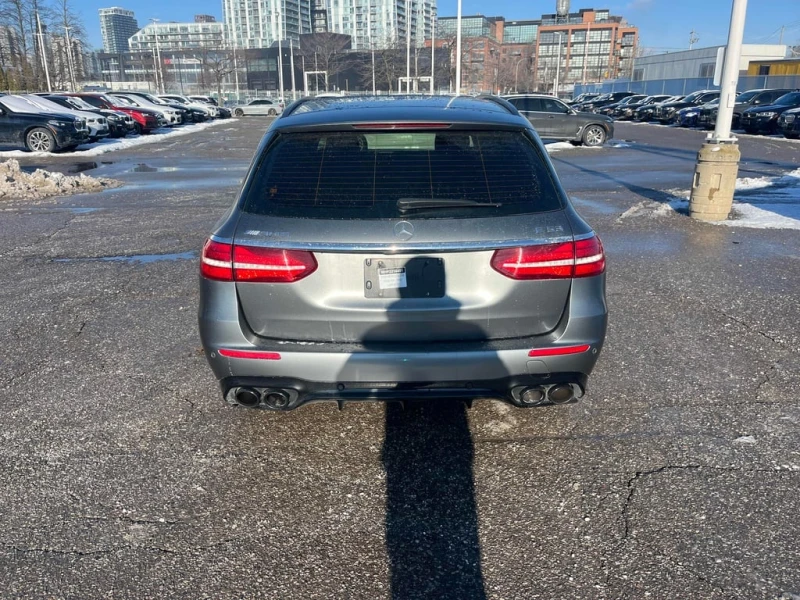 Mercedes-Benz E 53 AMG * CARFAX * БЕЗ ПЪРВОНАЧАЛНА ВНОСКА, снимка 4 - Автомобили и джипове - 53216276