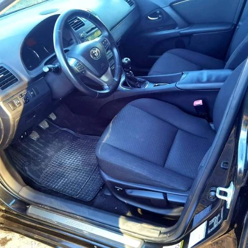 Toyota Avensis 2.2 d4d 150kc - изображение 9