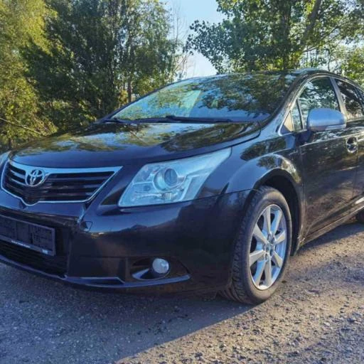 Toyota Avensis 2.2 d4d 150kc - изображение 2